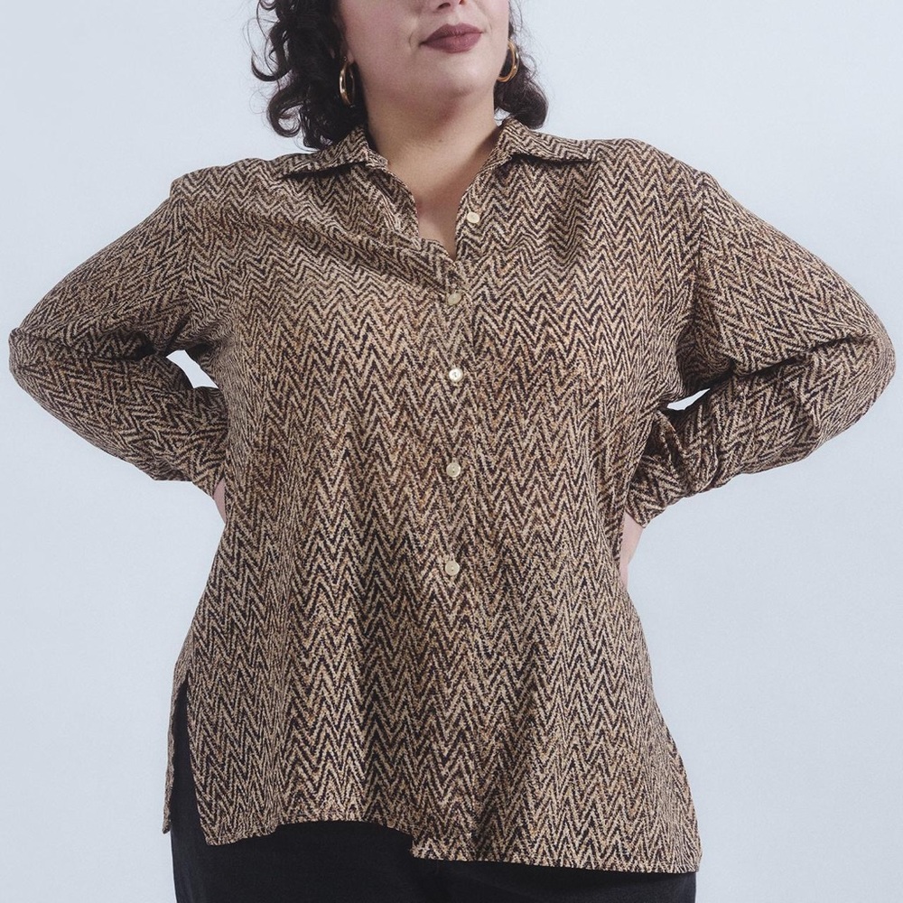 80s Chevron Print Button-Up Blouse